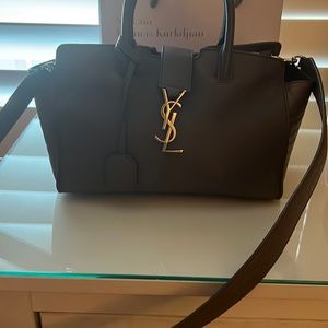 Monogram Cabas baby gray embossed croc convertible calfskin leather satchel